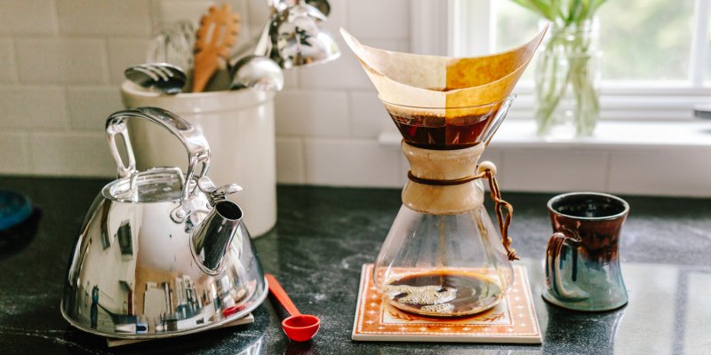 Începi ziua cu cafea? Iată cum o faci și mai sănătoasă